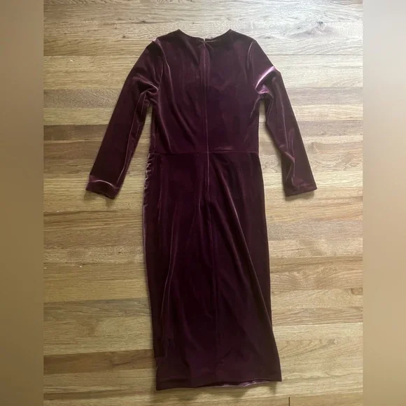 Banana Republic Burgundy Velvet Twisted Midi Dress Women's Sz 2 Tall Party Fall Banana Republic Burgundy Velvet Twisted Midi Dress Women's Sz 2 Tall Party Fall